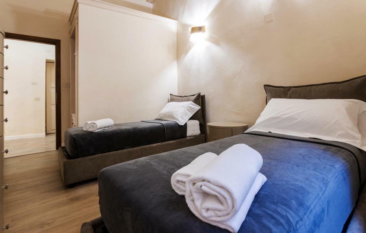 Duomo 2 Bedroom Apartment 佛罗伦萨 外观 照片